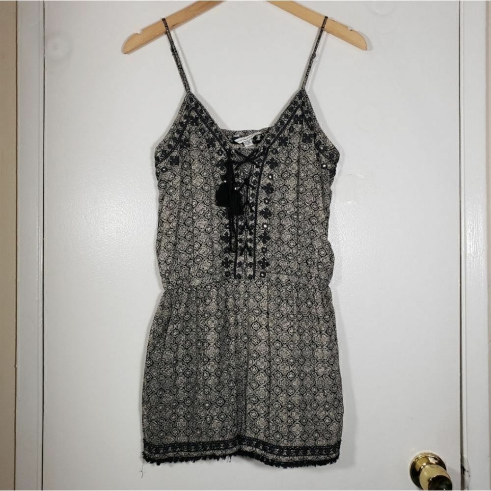 American Eagle Outfitters Fall Boho Print Sleeveless Romper Size S